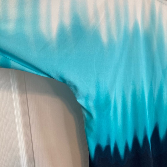 Kim Gravel Ombré Dolman Top - Picture 14 of 15